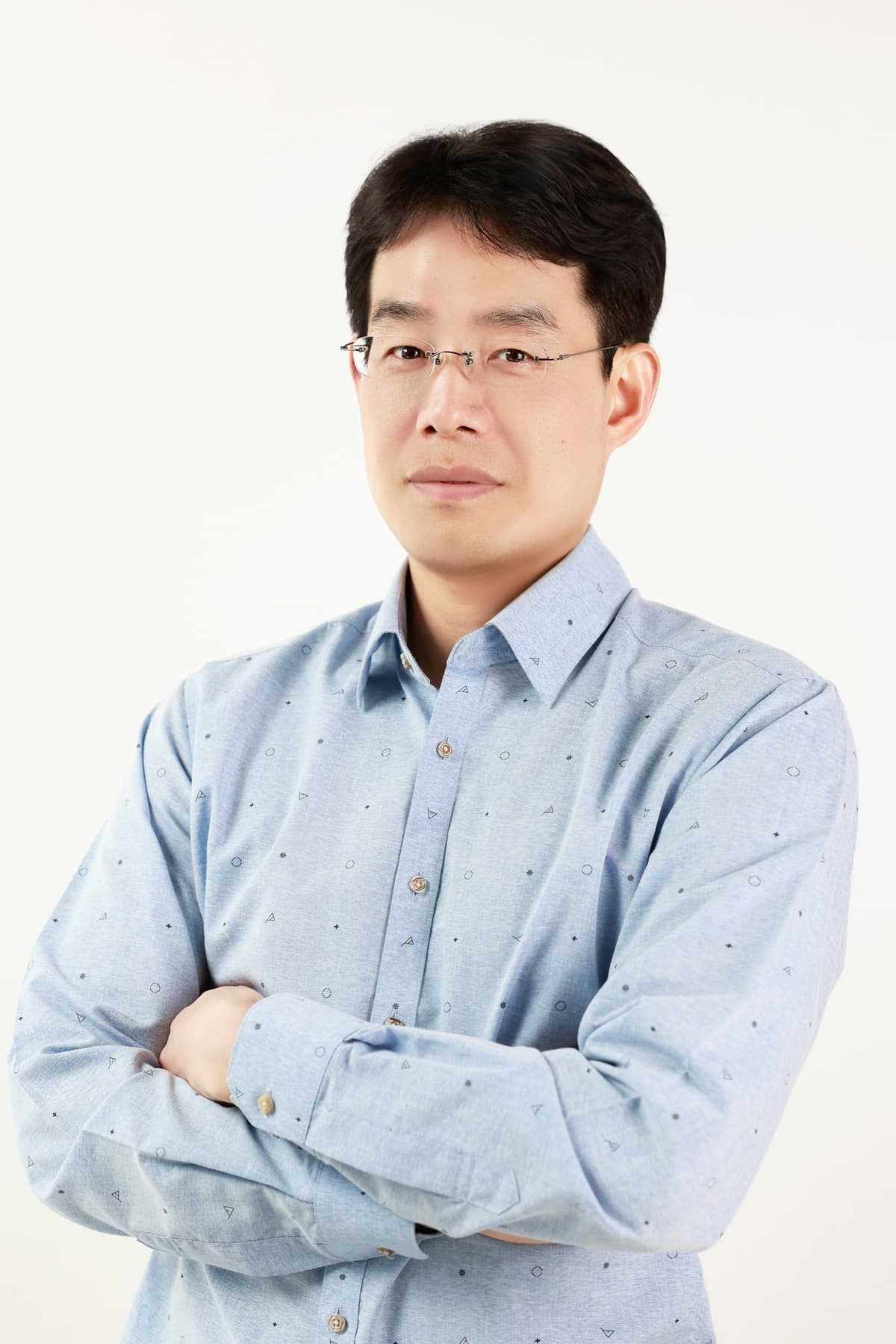 Cheolkyu Lee
